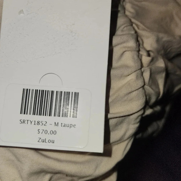 Sophie Rue Crop Top - Picture 3 of 4